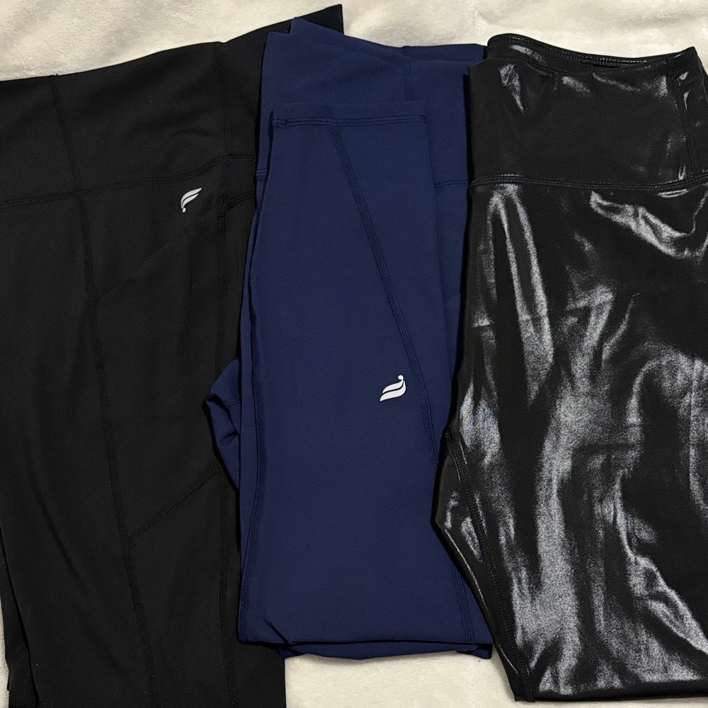 Fabletics leggings bundle 3 pairs